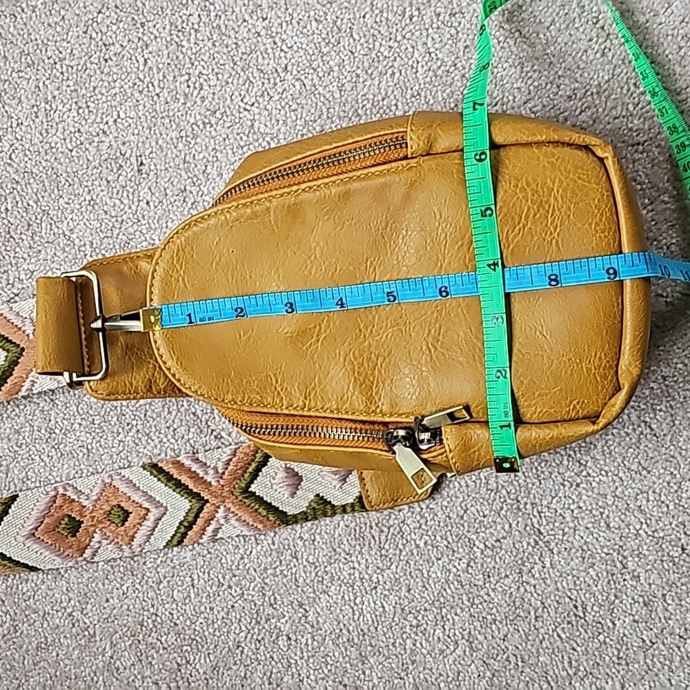 Camel brown small crossbody sling bag with adjustable strap - Picture 7 of 9